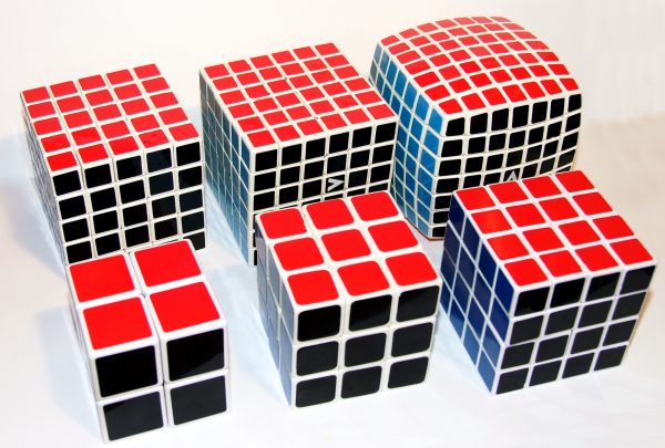 Rubik's_cube,_variations_2×2×2_-_7×7×7