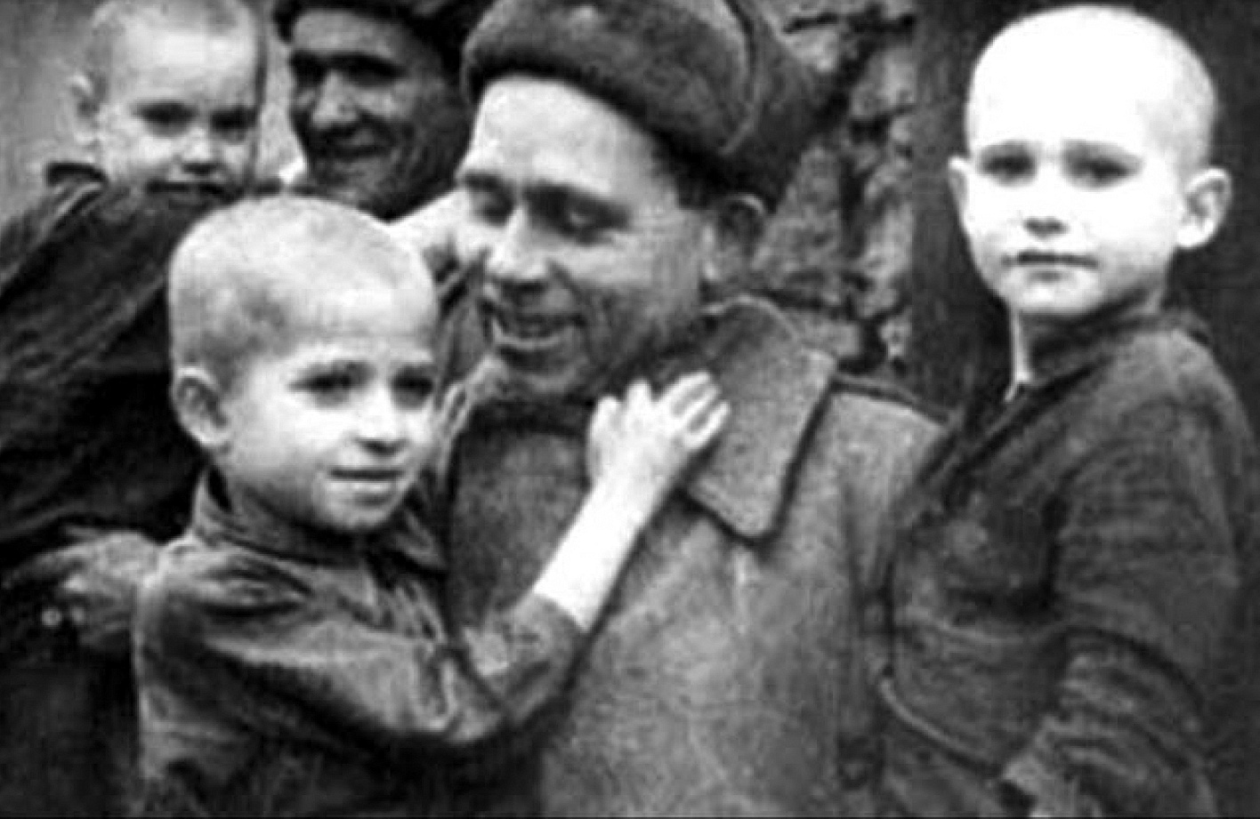 Дети из лагеря Бухенвальд освобождение